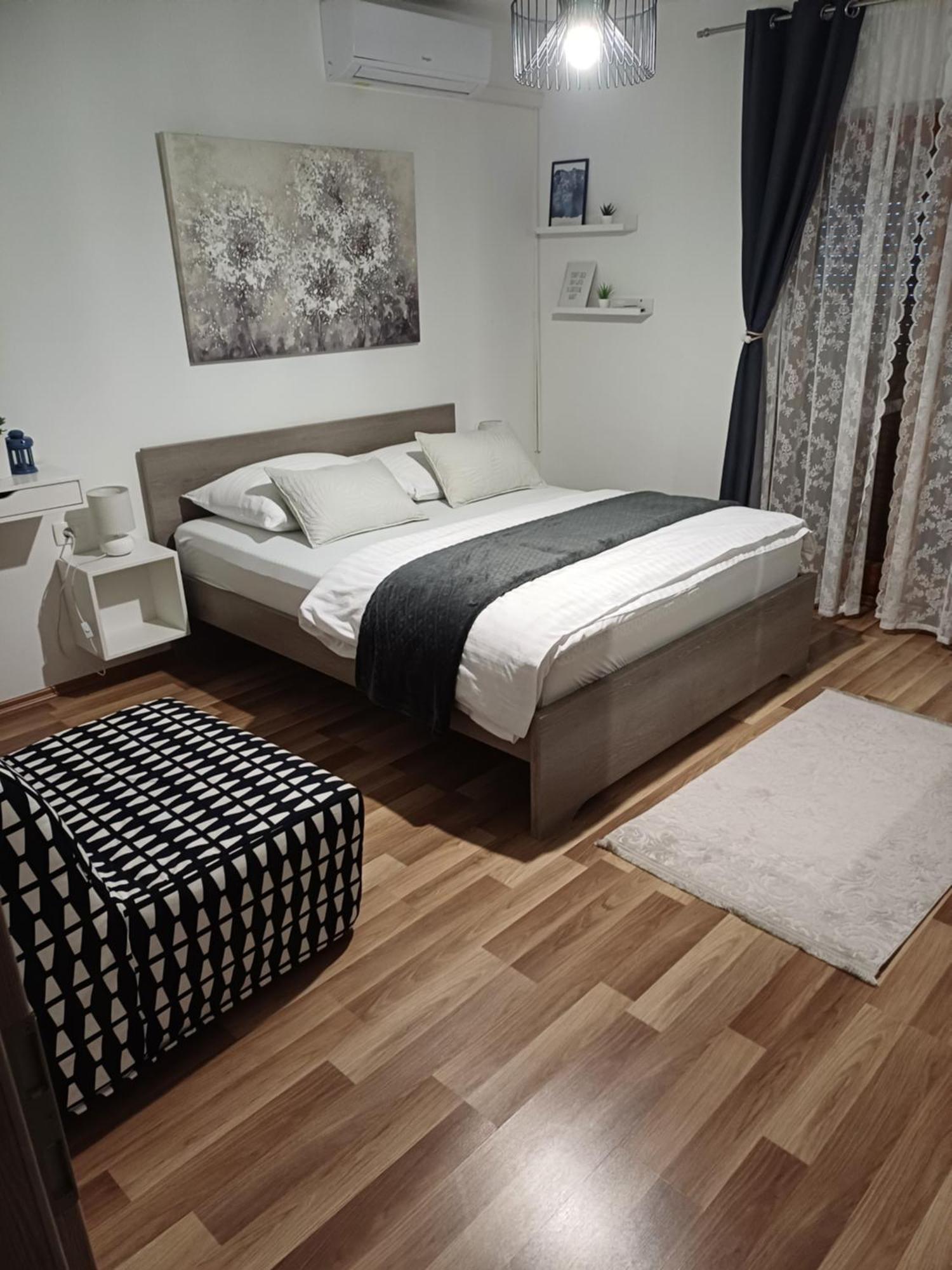 Josipa & Jelena Apartment セニ エクステリア 写真